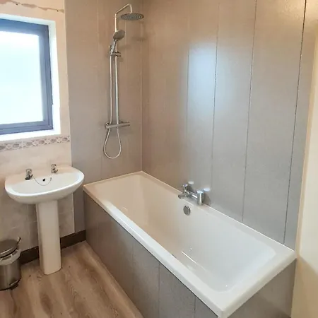 Holiday home Combe Cairn