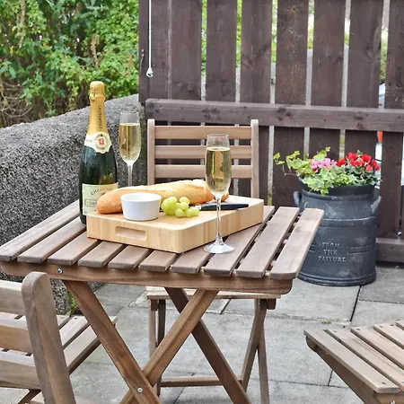 Combe Cairn Feriehus